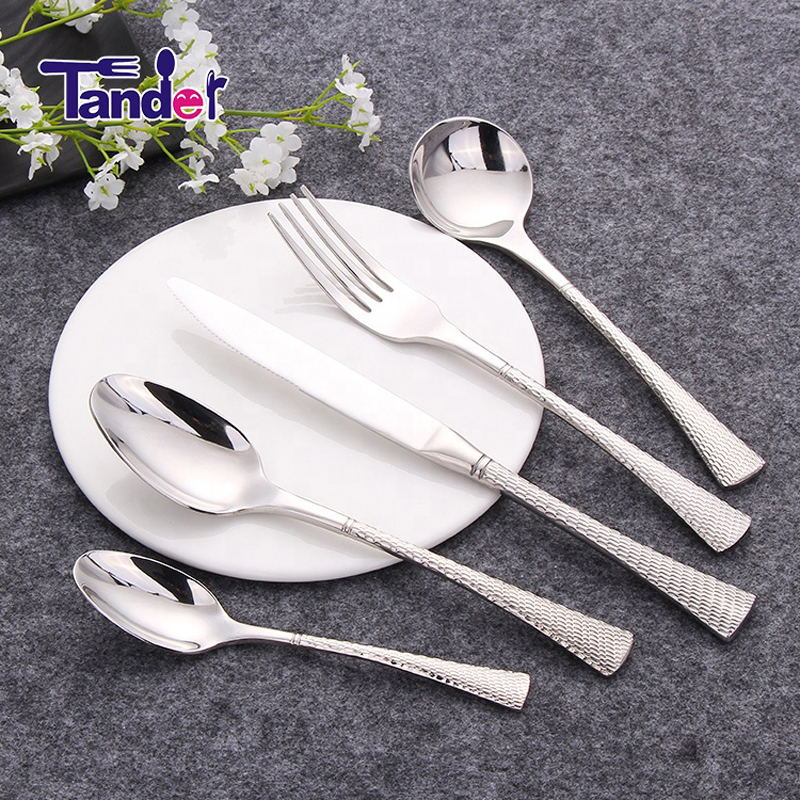 โมเดิร์นที่สวยหรูเงางามที่มีคุณภาพสูง 1810 สแตนเลสสีเงินโรงแรมแต่งงาน flatware