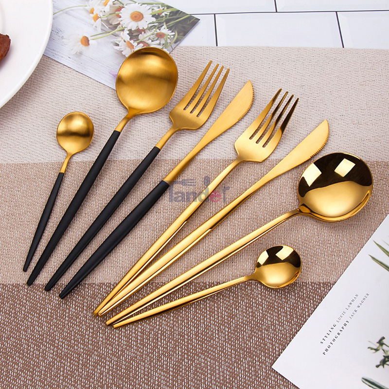 4 ชิ้นสแตนเลสชุดอาหารเย็นมีดทองช้อนส้อมมีดสำหรับห้องครัวอาหารค่ำชุด Flatware